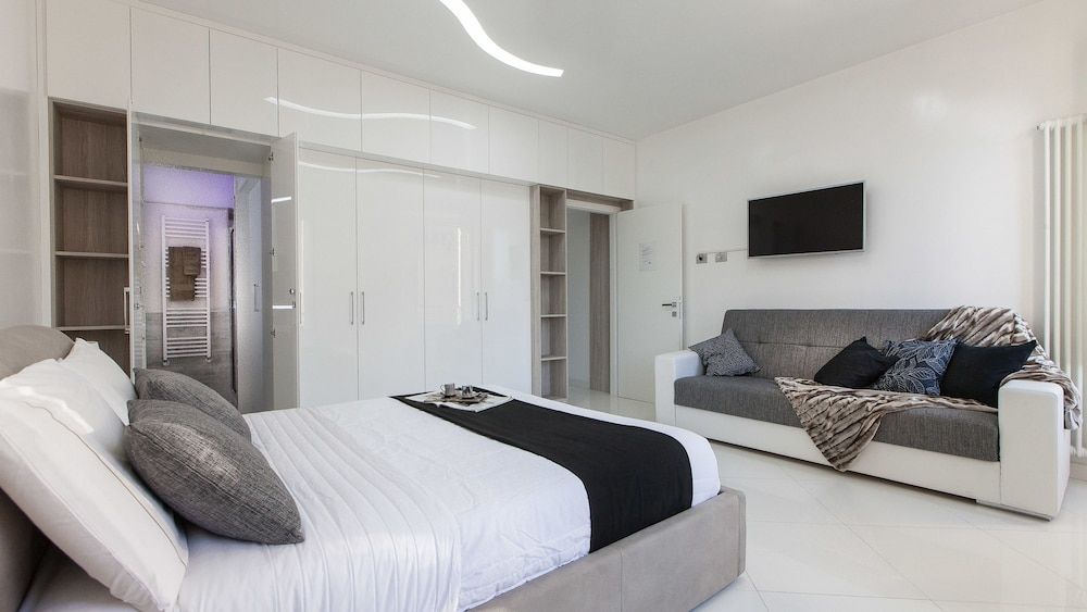 undefined Rental In Rome Piazza Venezia View Luxury Apartment B 7