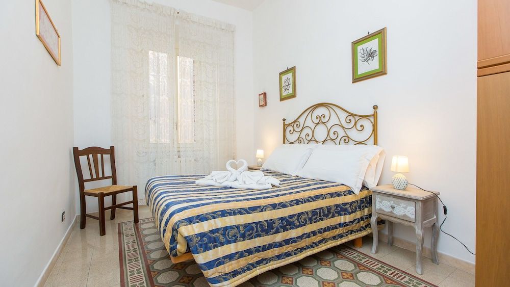 undefined Rental In Rome Colosseum Apartment 6