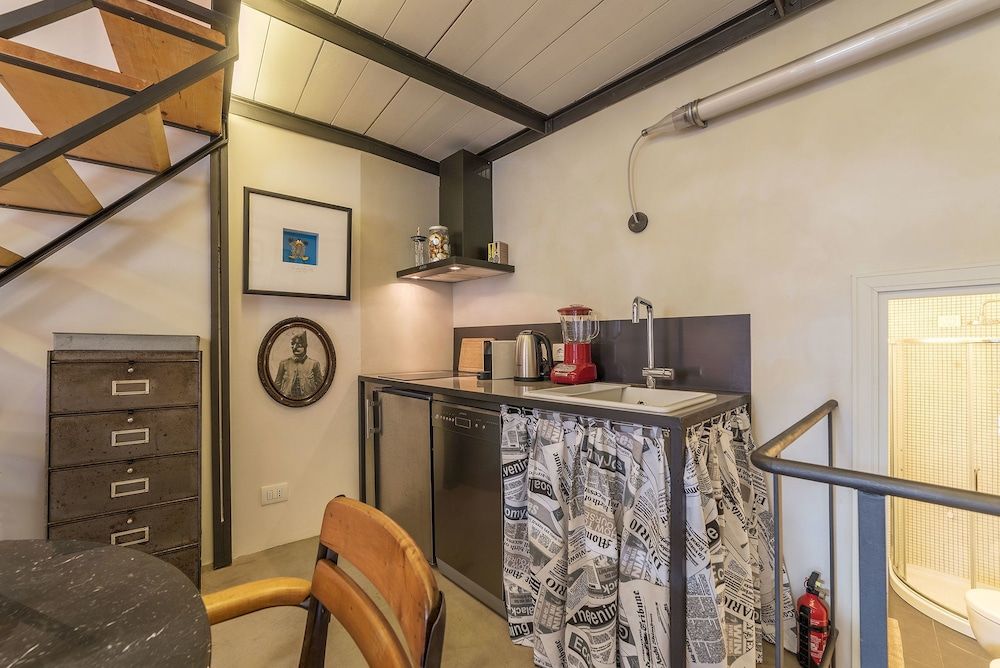 San Teodoro Modern Loft Duplex 9