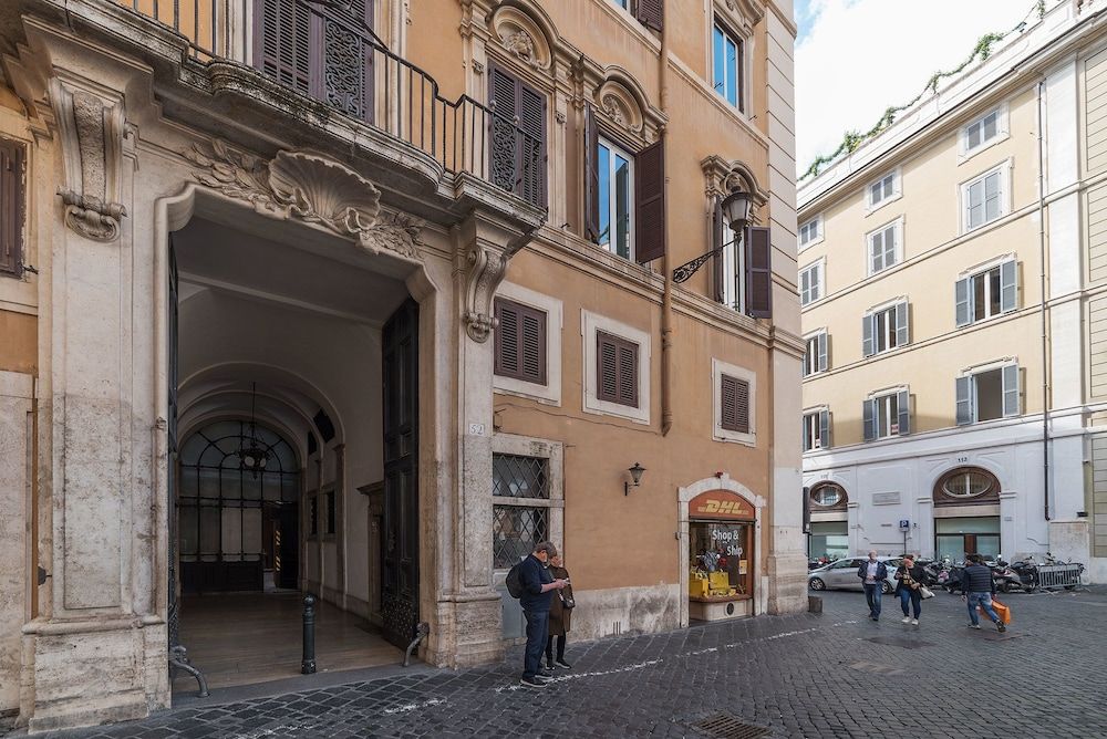 undefined Montecitorio Lovely Apartment 3