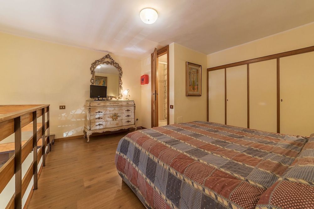 undefined Villa Marignoli Charming Flats 7