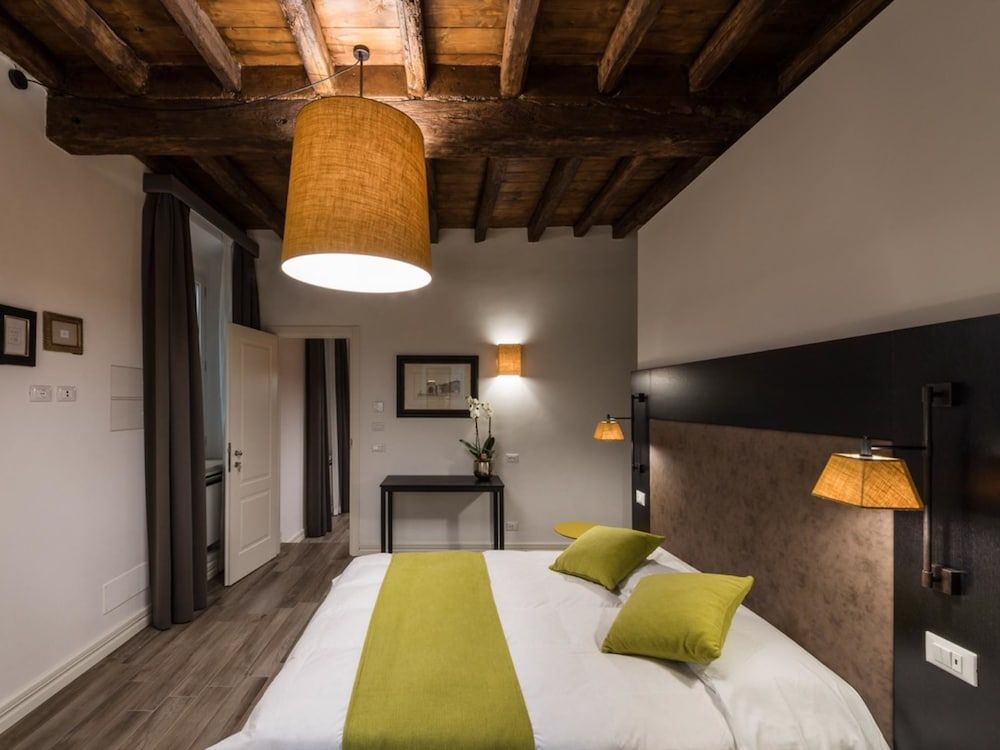 undefined Panisperna Apartment 1 3