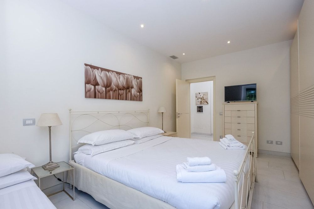 undefined Your Trastevere Balcony 7