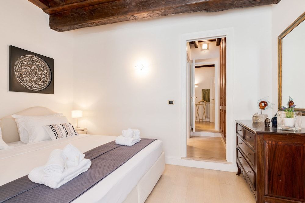 undefined Rome as you feel - Trevi Luxury Apartment 3