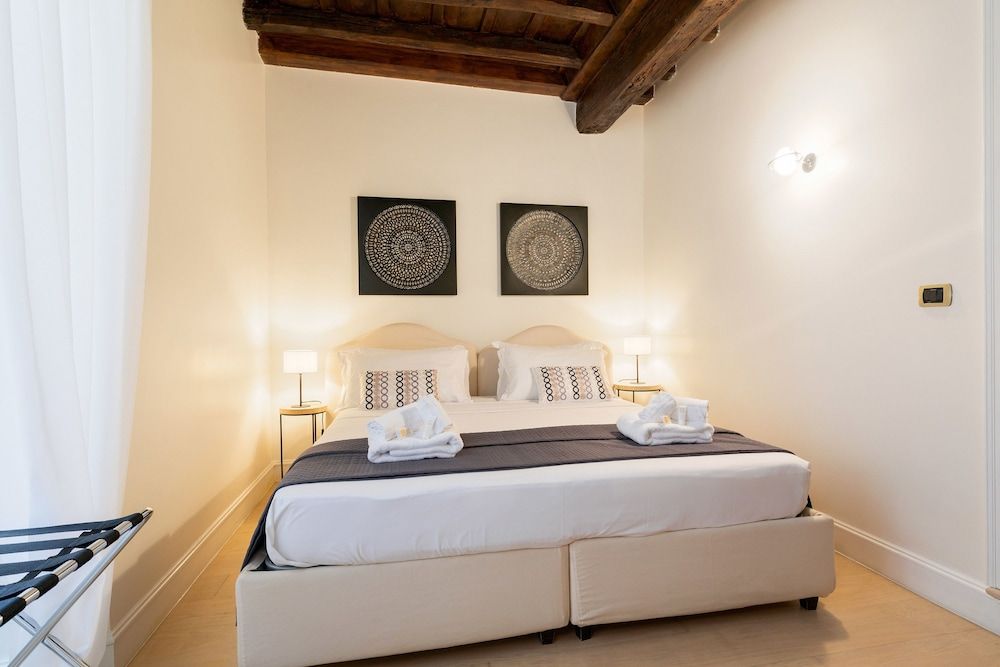 undefined Rome as you feel - Trevi Luxury Apartment 4