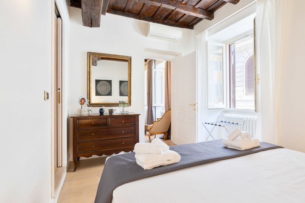 undefined Rome as you feel - Trevi Luxury Apartment 6