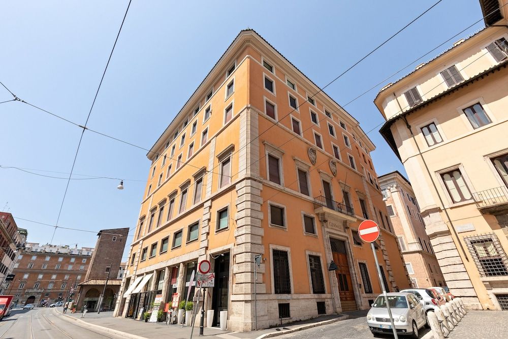 undefined Rome as you feel - Torre Argentina Art Apartment