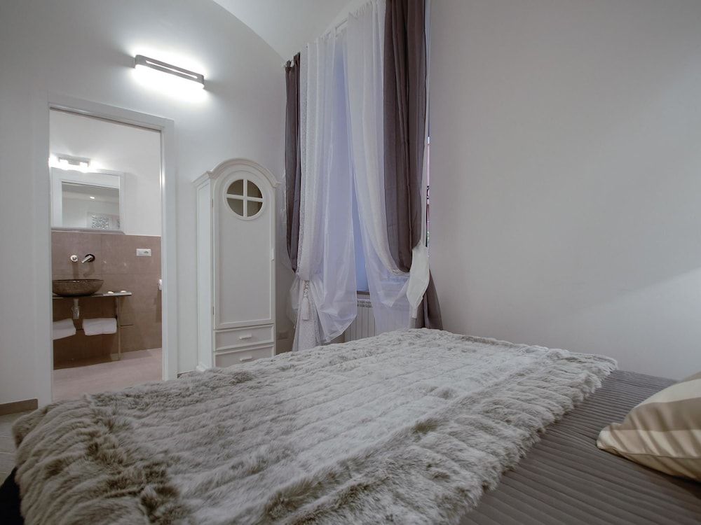 undefined Apartment Colosseo 5