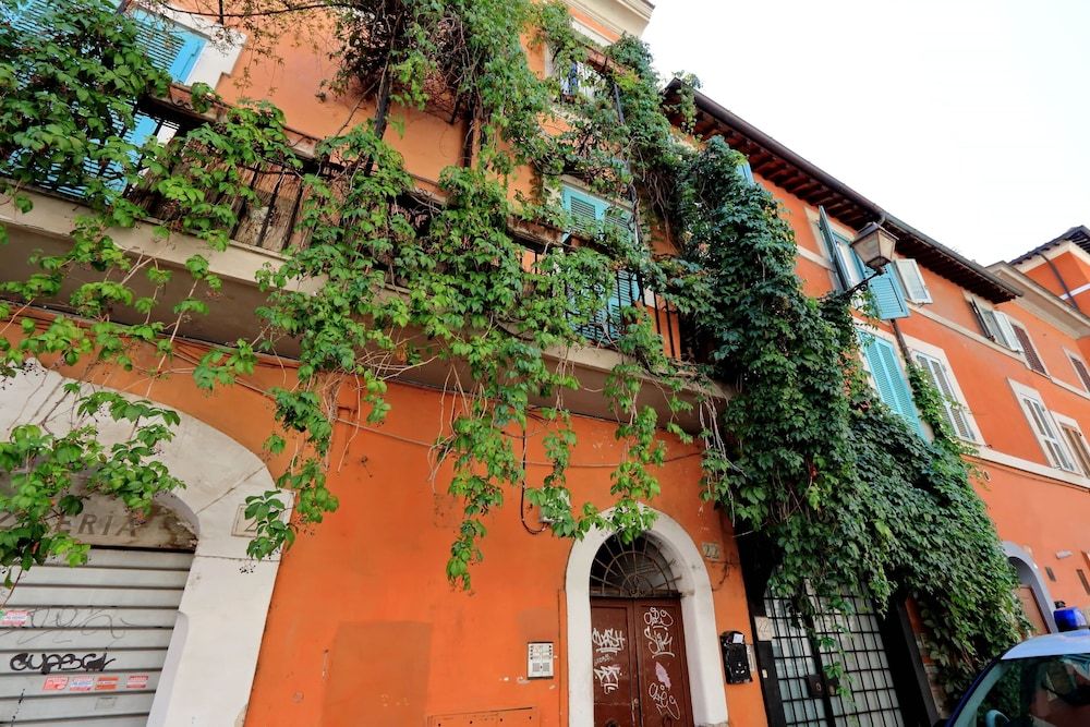 undefined Garibaldi 3 - WR Apartments