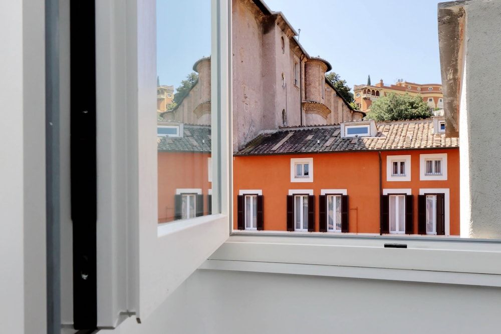 undefined Garibaldi 3 - WR Apartments 6