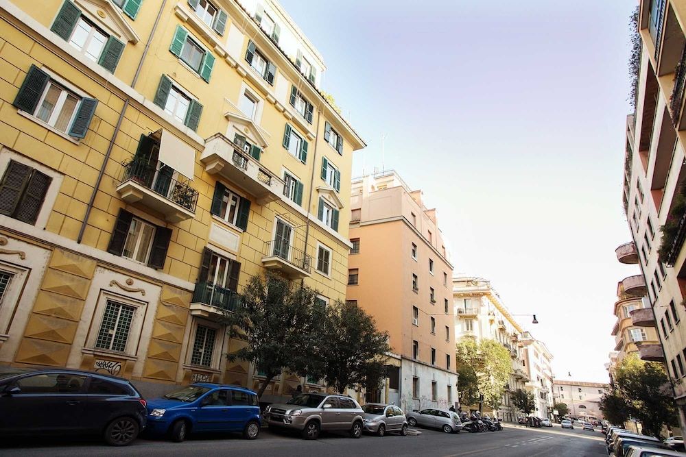 undefined The Best in Rome Vico 3