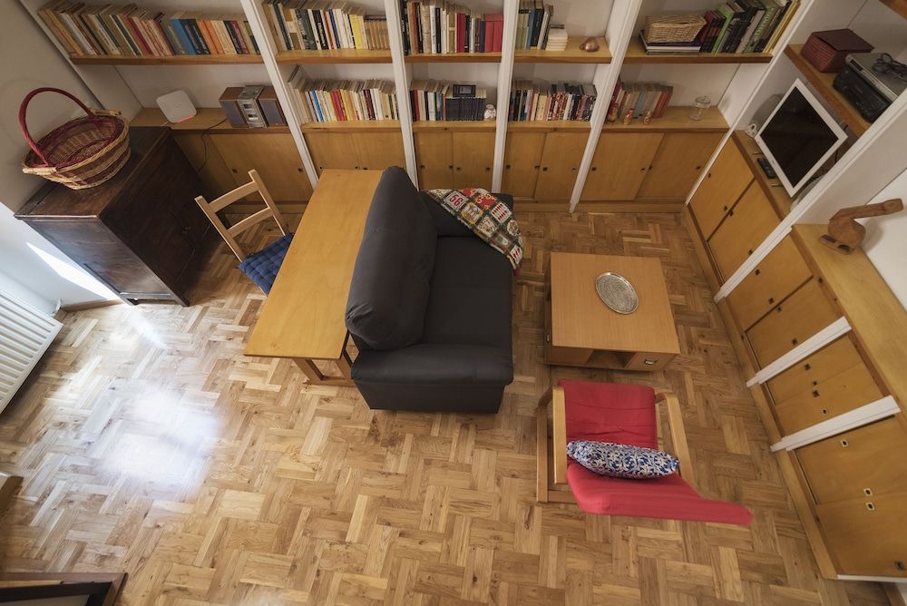 Lovely Loft Trastevere Apartment, 2 Bedrooms 13