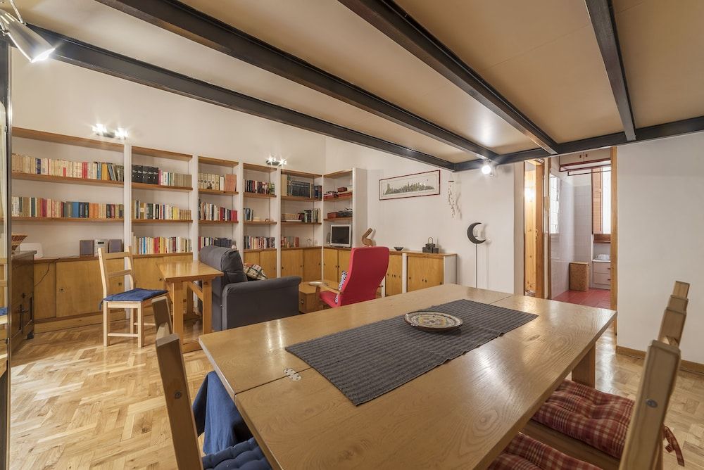 Lovely Loft Trastevere Apartment, 2 Bedrooms 17