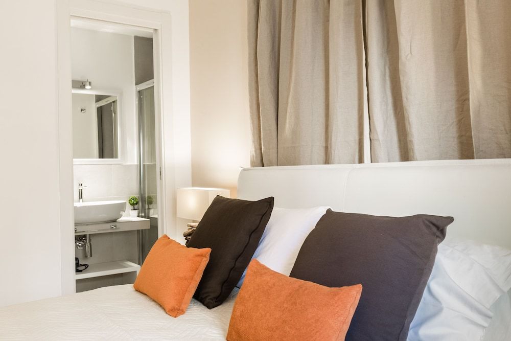 The Best in Rome Vite Apartment, 3 Bedrooms (Vite Exclusive)