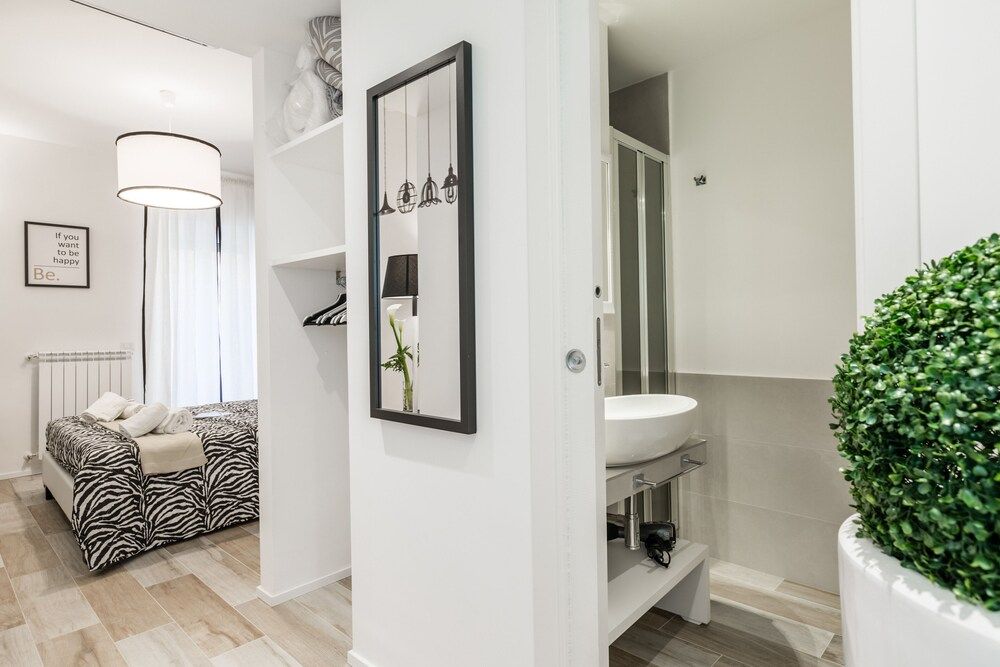 The Best in Rome Vite Apartment, 3 Bedrooms (Vite Exclusive) 6