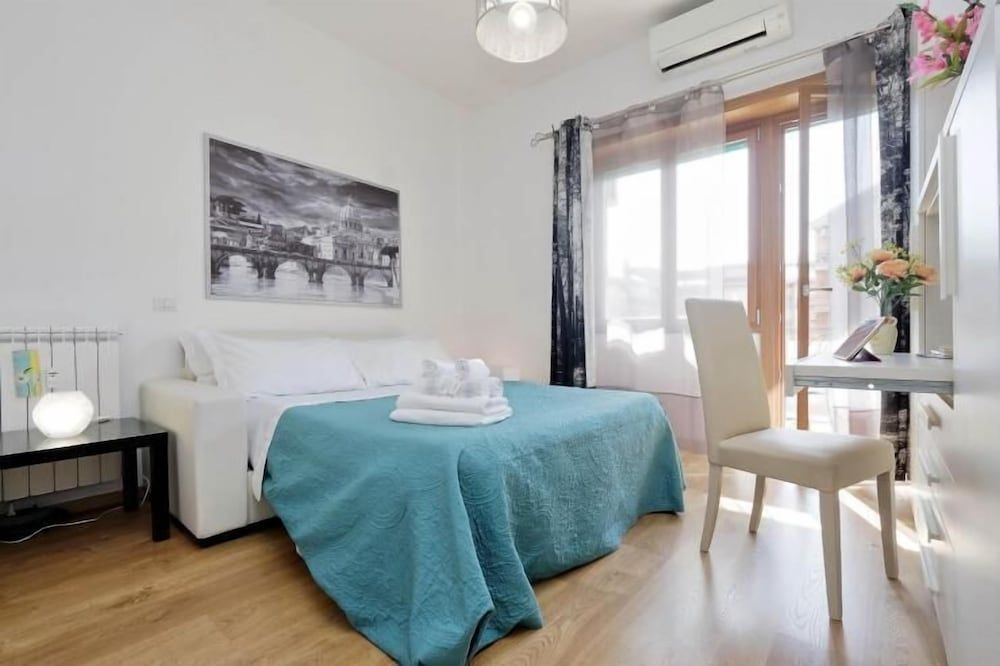 undefined Vatican View 10