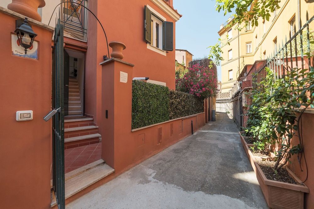 undefined Santa Prassede Rooftop Terrace Studio