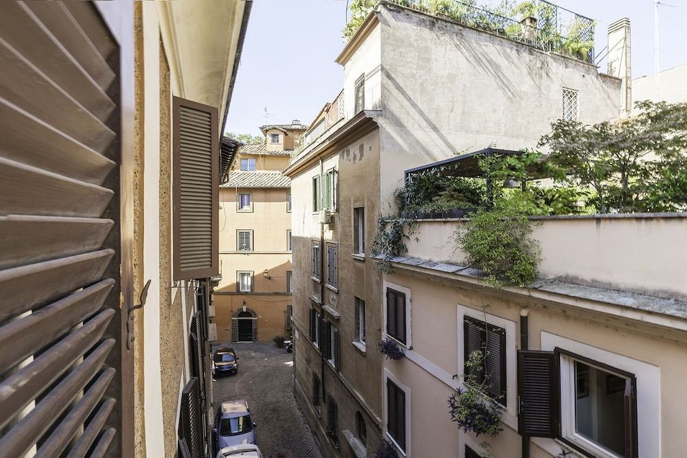 undefined The Best in Rome Orbitelli 5