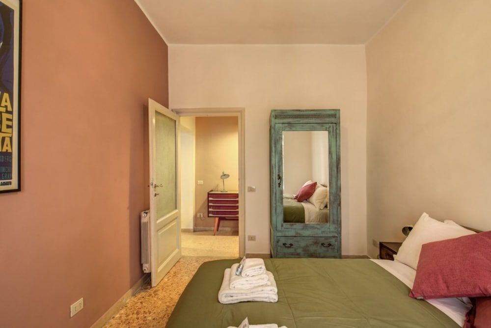 Trastevere Vintage Apartment, 2 Bedrooms 21