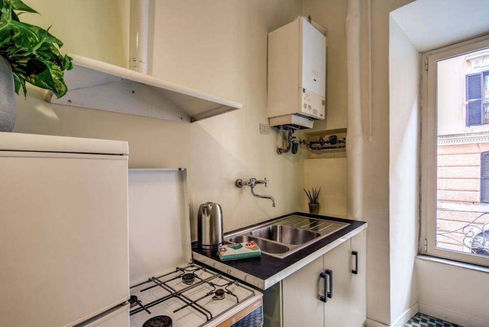 Trastevere Vintage Apartment, 2 Bedrooms 15
