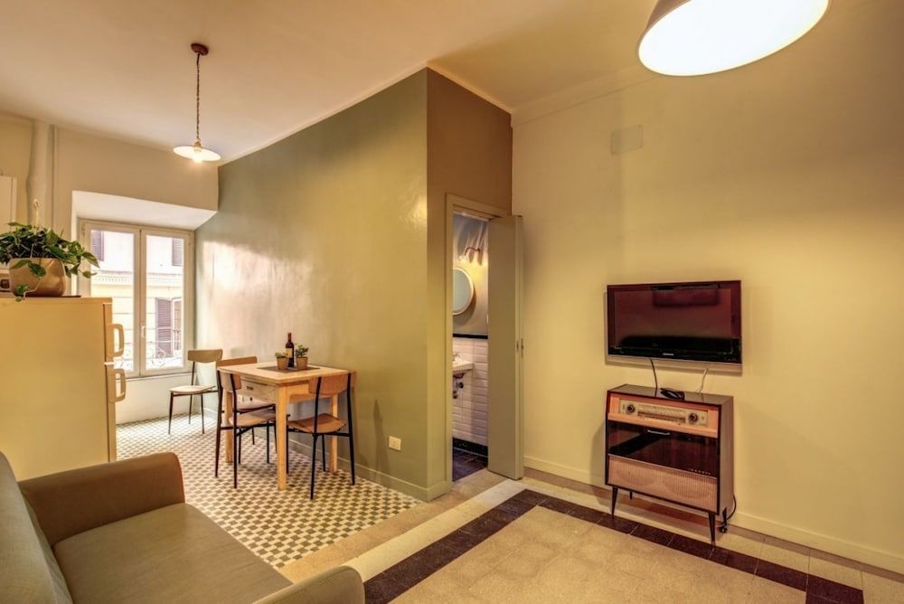 Trastevere Vintage Apartment, 2 Bedrooms 27