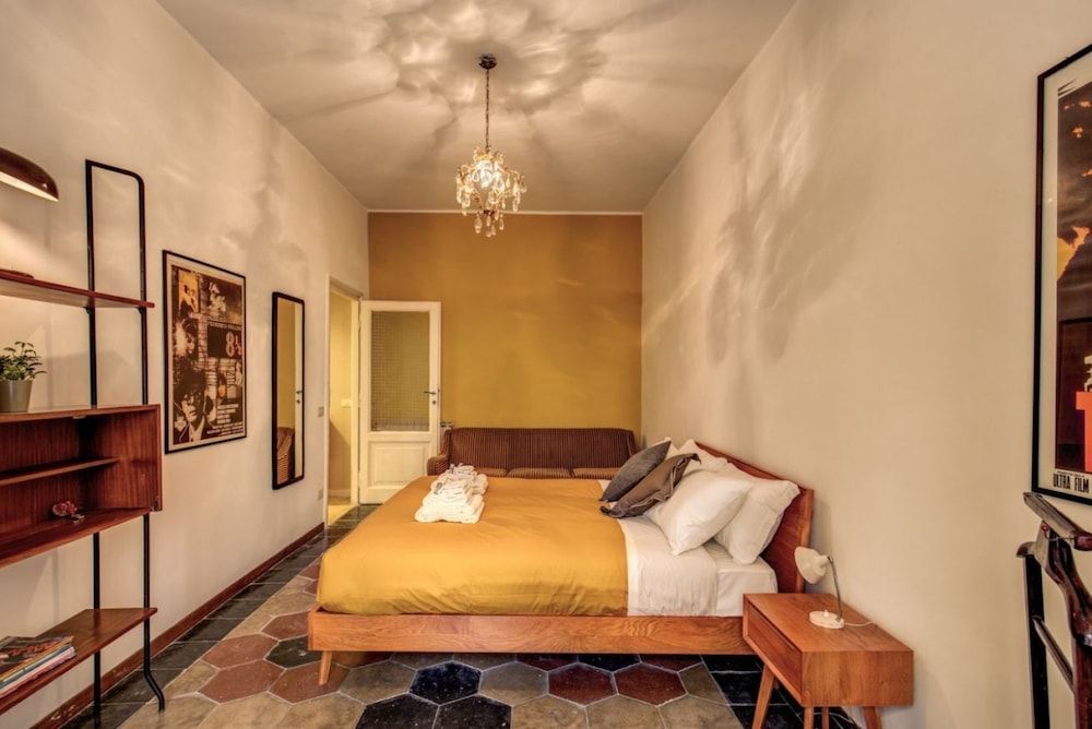 Trastevere Vintage Apartment, 2 Bedrooms 12