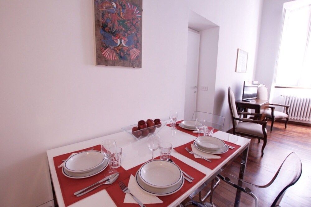 undefined Monticelli Viola 2