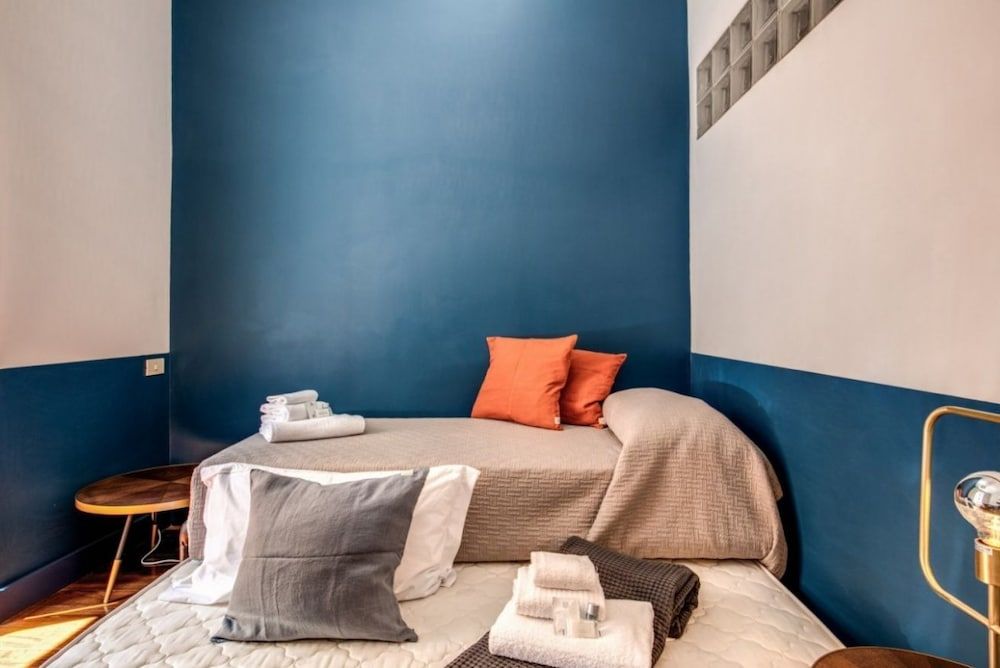 undefined Trastevere Vintage 2 5