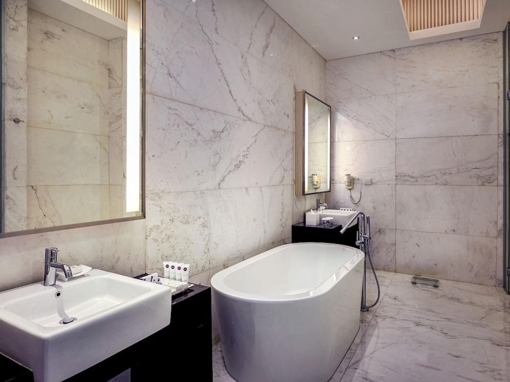 undefined Grand Mercure Jakarta Harmoni 10