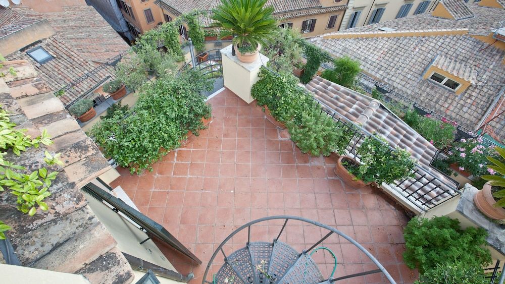 Rental in Rome Trevi Luxury Penthouse Apartment, 2 Bedrooms 37