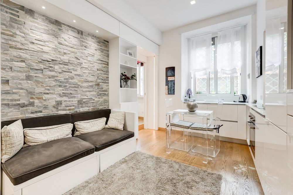 undefined Rental in Rome Prati Suite 2