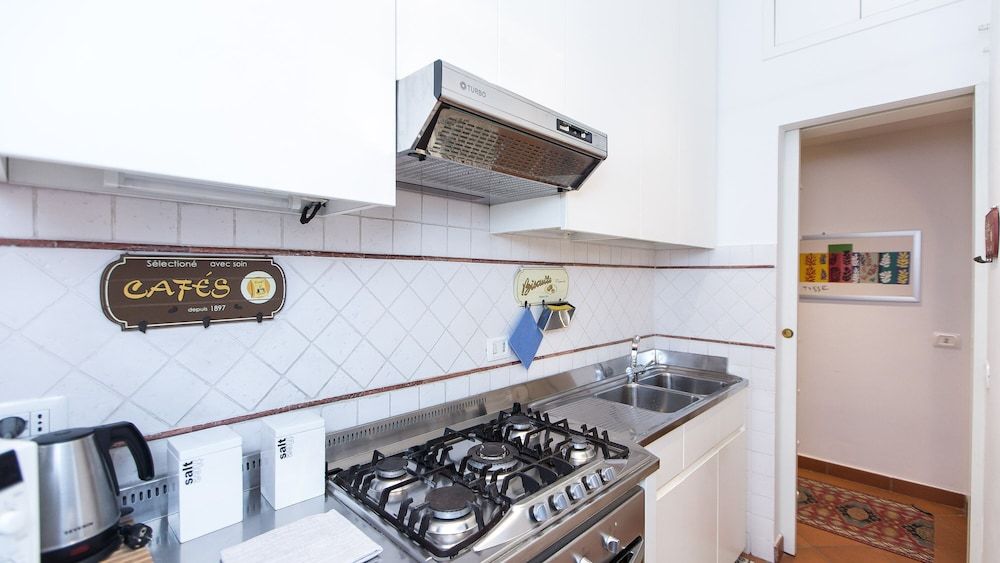 undefined Rental in Rome San Trifone 5