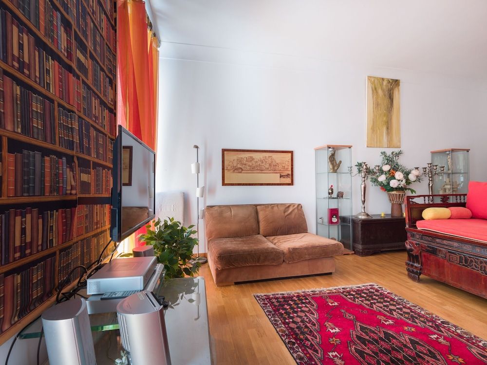 RSH Ghetto Enchanting Terrace Apartment Apartment, 1 Bedroom, Terrace, City View 27