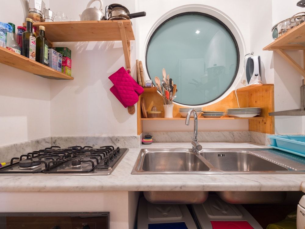 RSH Ghetto Enchanting Terrace Apartment Apartment, 1 Bedroom, Terrace, City View 19