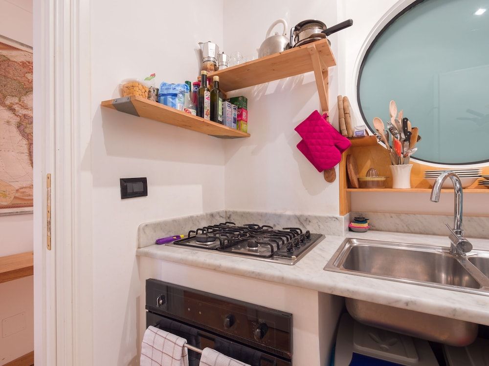 RSH Ghetto Enchanting Terrace Apartment Apartment, 1 Bedroom, Terrace, City View 18