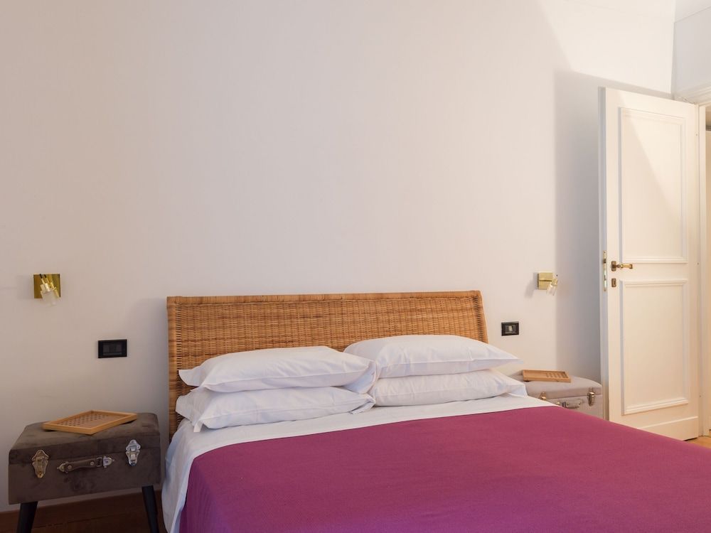 undefined RSH Ghetto Enchanting Terrace Apartment 9