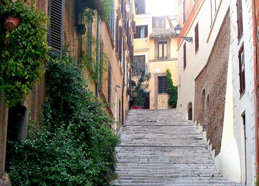 undefined SuityRHome RioneMonti56 2