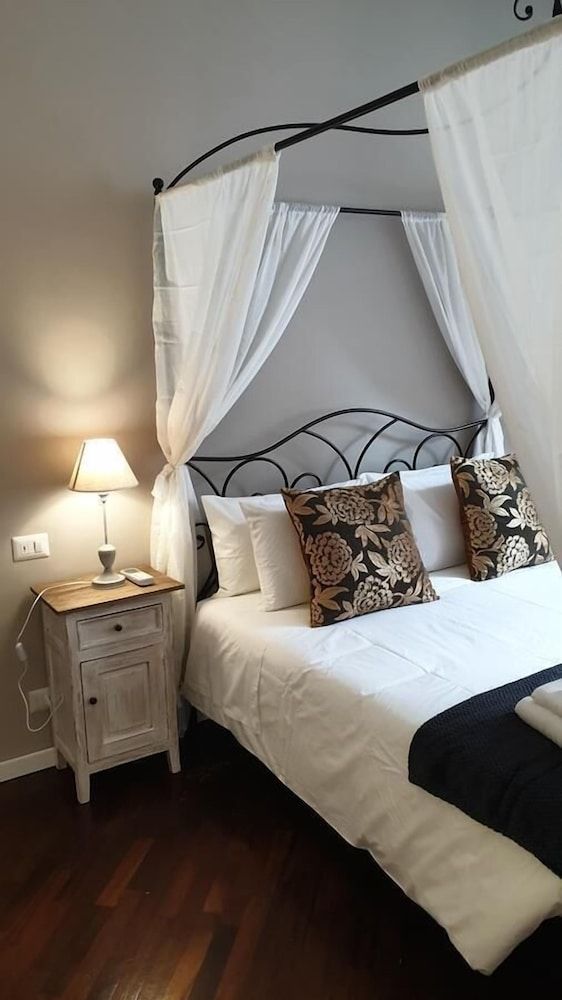 undefined SuityRHome RioneMonti56 9