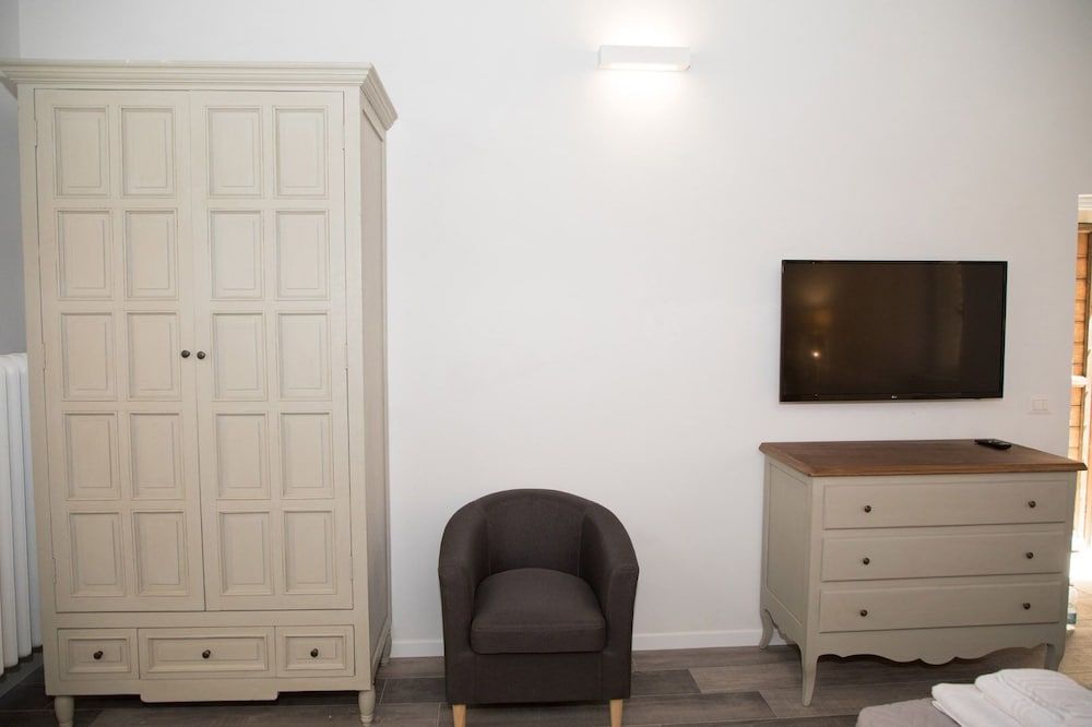 SuityRHome RioneMonti16 Apartment, 2 Bedrooms 17