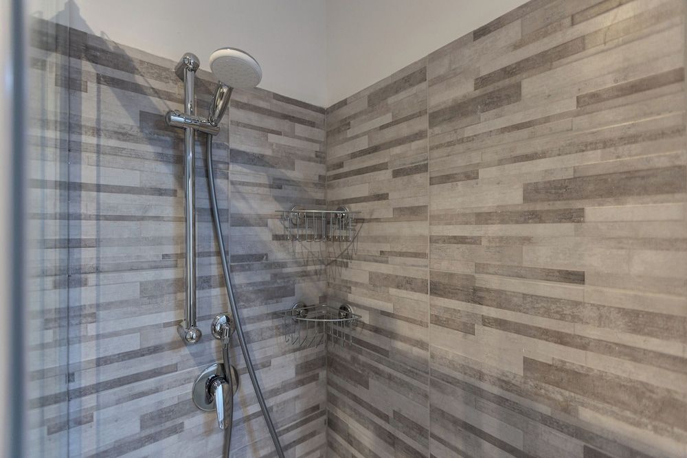 Rental in Rome Borgo Angelico Terrace Apartment, 2 Bedrooms 15