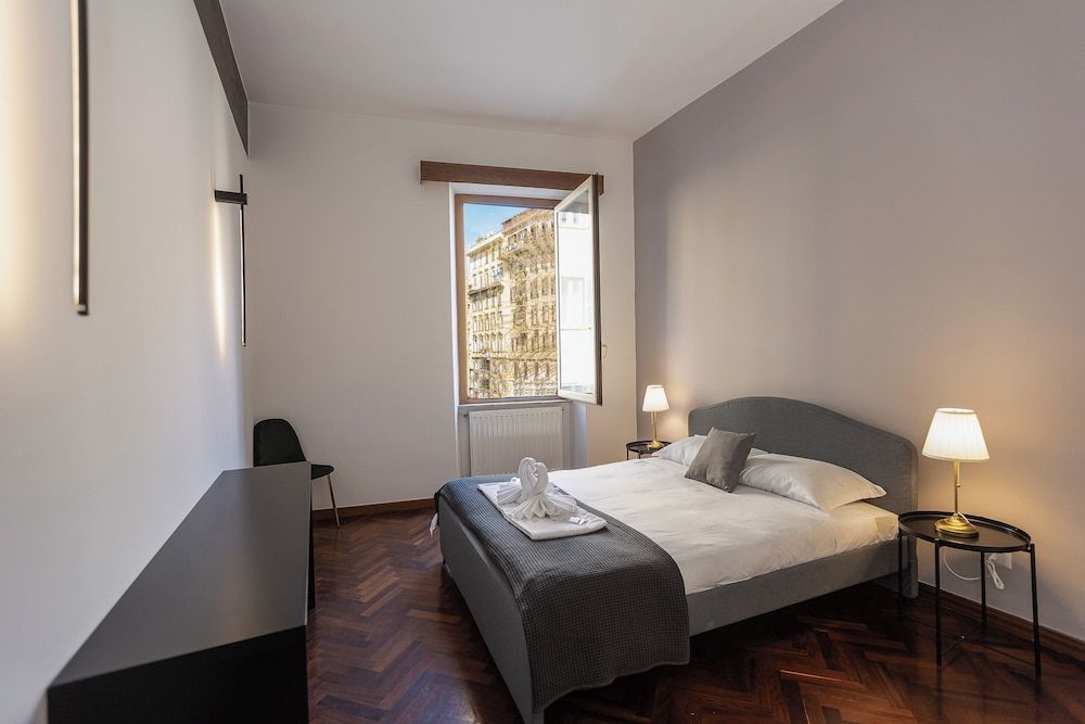 Rental in Rome Borgo Angelico Terrace Apartment, 2 Bedrooms 16
