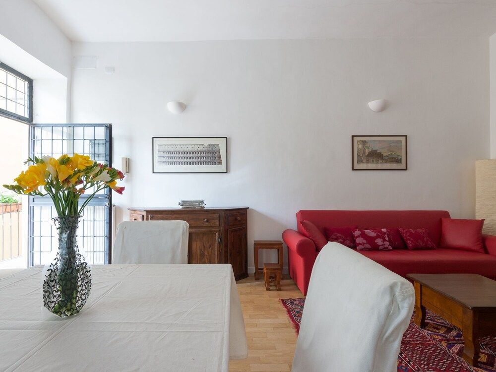 RSH Colosseo Enchanting Apartment Apartment, 2 Bedrooms, Balcony 21
