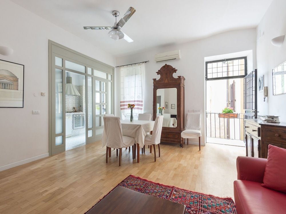 RSH Colosseo Enchanting Apartment Apartment, 2 Bedrooms, Balcony 24