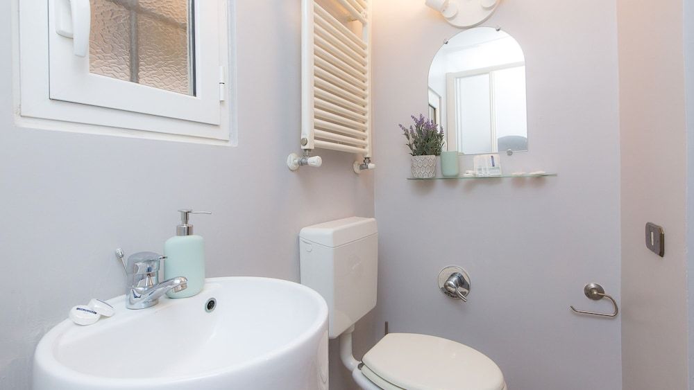 Rental in Rome Coronari Luxury Terrace Apartment, 2 Bedrooms 38