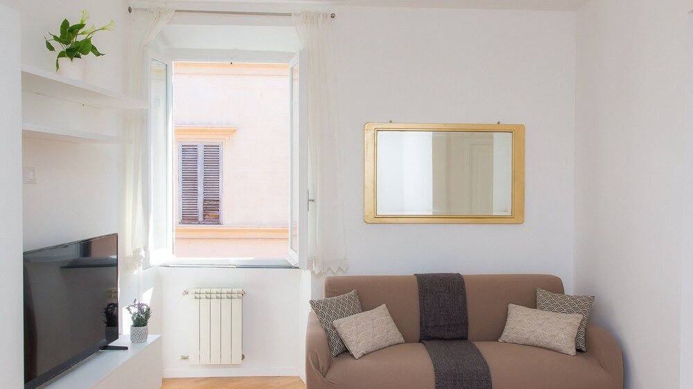 Rental in Rome Giulia Atmosphere Apartment, 1 Bedroom 12