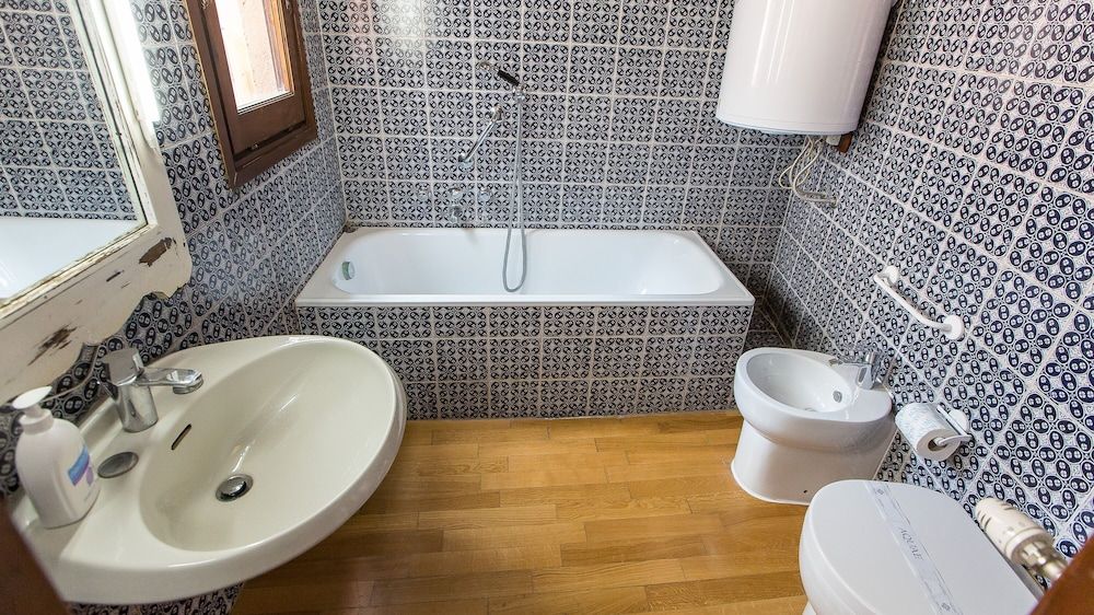 Rental in Rome Arco della Ciambella Penthouse Apartment, 1 Bedroom 21