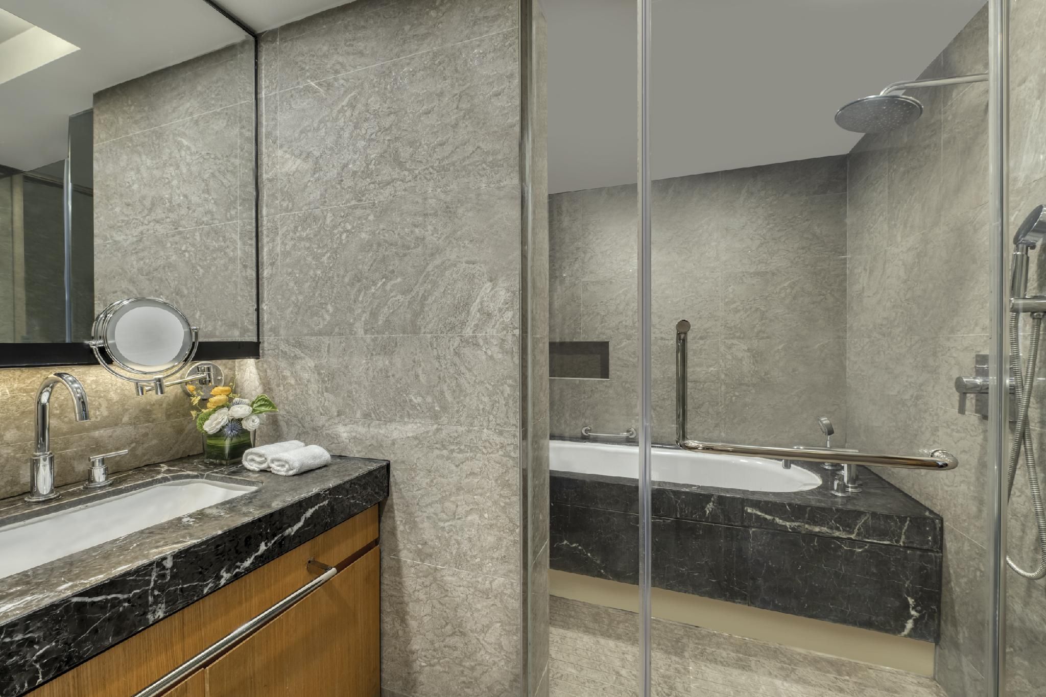 1-Bedroom Executive Twin