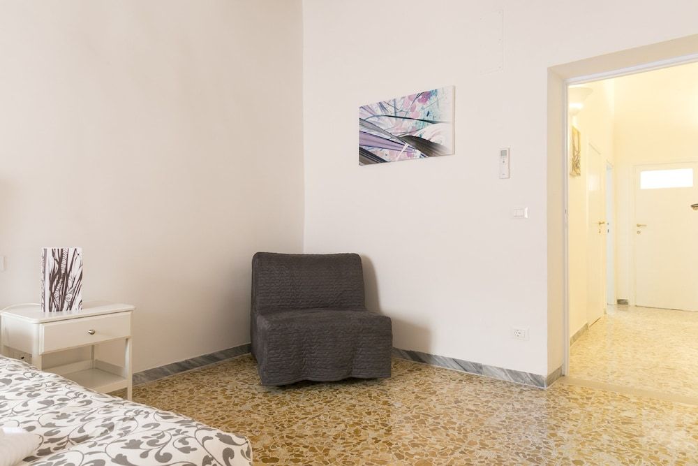 undefined Gabriella Art Apartment Navona Sq 9