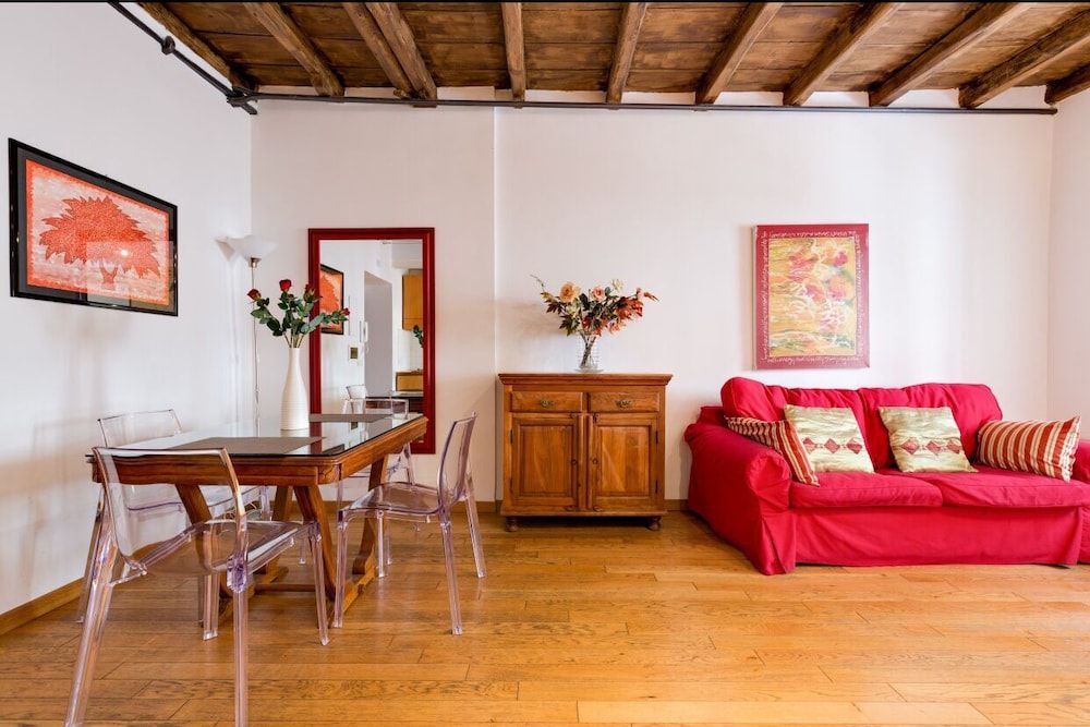 undefined Piazza Barberini 9