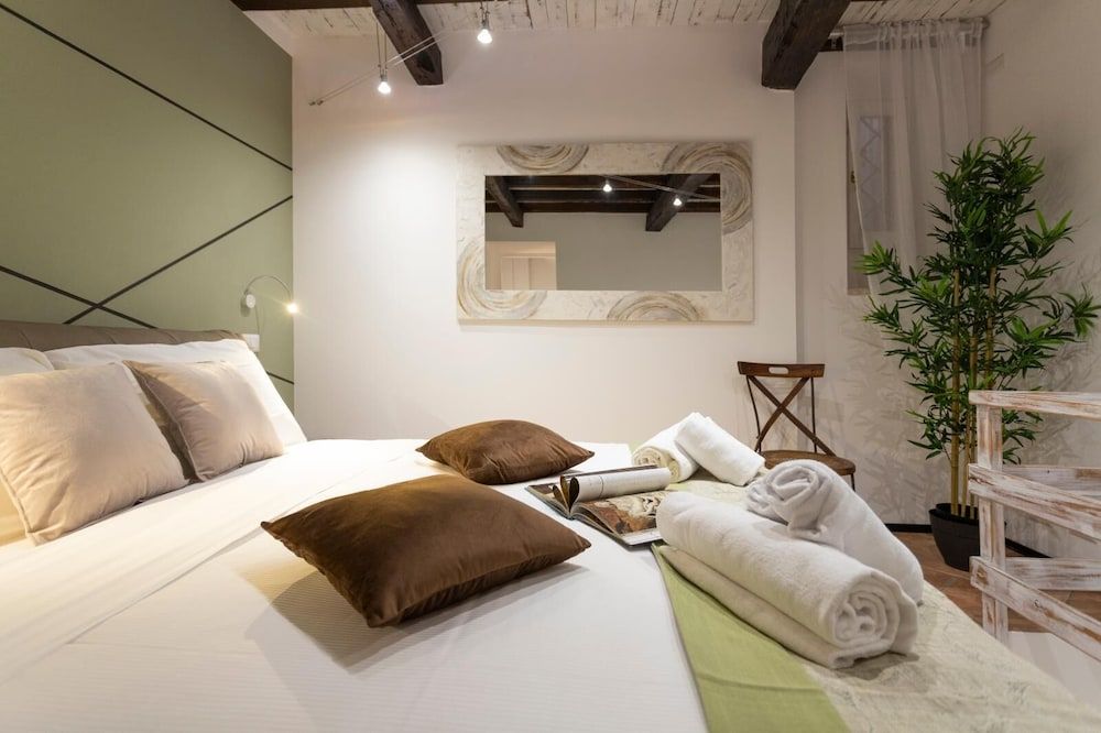 Sofia alla VII coortein trastevere Classic Apartment, 1 Bedroom, City View 6